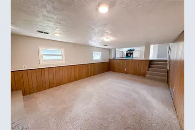 1065 Easton Drive, Akron, OH 44310 - Photo 15