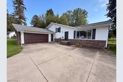 1065 Easton Drive, Akron, OH 44310 - Photo 1