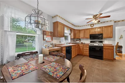 467 Green Meadow Drive, Tallmadge, OH 44278 - Photo 5