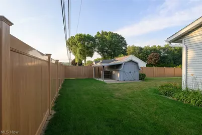 224 Jessica Drive, Dover, OH 44622 - Photo 5