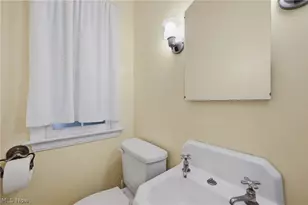 4026 Euclid Blvd, Youngstown, OH 44512 - Photo 29