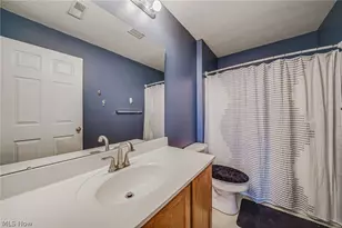 6160 W Breezeway Dr, North Ridgeville, OH 44039 - Photo 37