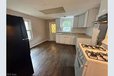 1956 W 50th Street, Loveland, OH 44102 - Photo 7