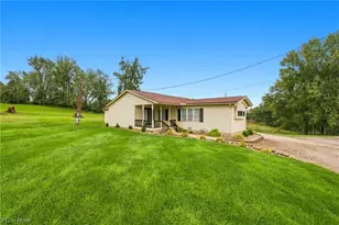 1820 Adamsville Rd, Zanesville, OH 43701 - Photo 11