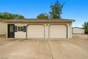 1820 Adamsville Rd, Zanesville, OH 43701 - Photo 15