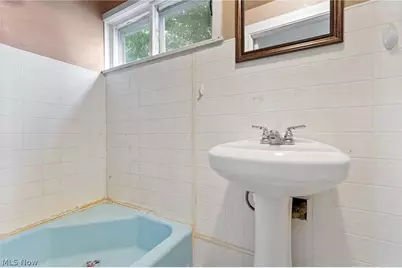 3213 Regent Avenue NE, Canton, OH 44705 - Photo 21