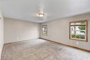 3213 Regent Ave NE, Canton, OH 44705 - Photo 13