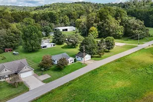 565 Dana Rd, Newport, OH 45768 - Photo 25