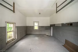 47 S Beverly Ave, Austintown, OH 44515 - Photo 35