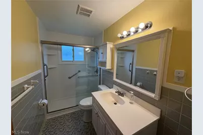 3135 Estates Circle, Youngstown, OH 44511 - Photo 9
