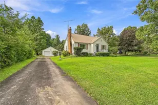 12930 Edison St NE, Alliance, OH 44601 - Photo 5