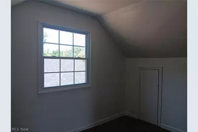 12405 Emery Avenue, Loveland, OH 44135 - Photo 5