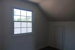 12405 Emery Ave, Loveland, OH 44135 - Photo 5
