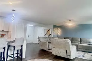 2091 Farroni Dr, Willoughby, OH 44094 - Photo 9