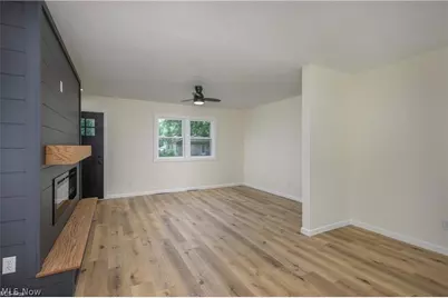 519 W Fike Avenue, Orrville, OH 44667 - Photo 7