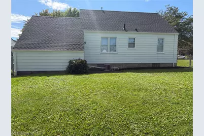 39 Renee, Struthers, OH 44471 - Photo 9