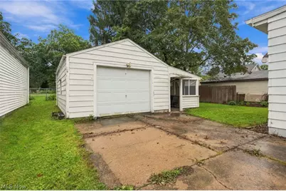 540 Roosevelt Avenue, Cuyahoga Falls, OH 44221 - Photo 15