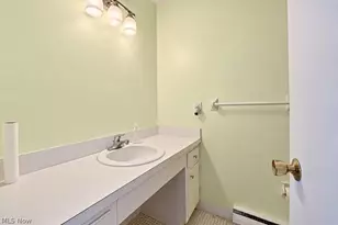 8240 Deepwood Blvd, Mentor, OH 44060 - Photo 21