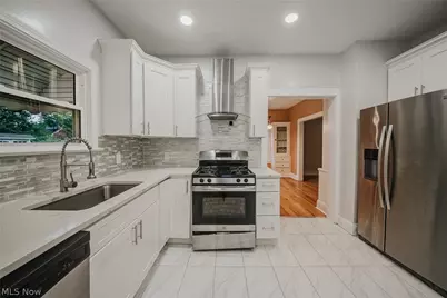2120 Richland Avenue, Oakwood, OH 44107 - Photo 9