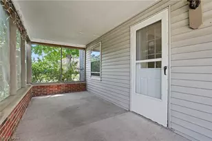 2590 21st St, Cuyahoga Falls, OH 44223 - Photo 43