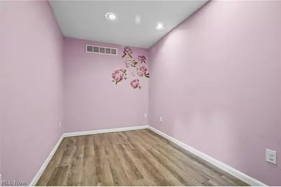 2590 21st Street, Cuyahoga Falls, OH 44223 - Photo 29