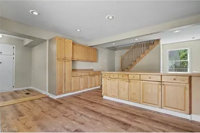 2590 21st Street, Cuyahoga Falls, OH 44223 - Photo 3