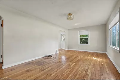 2590 21st Street, Cuyahoga Falls, OH 44223 - Photo 15
