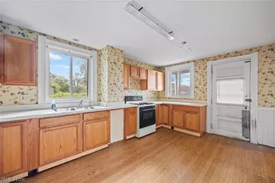 115 Cascade Street, Elyria, OH 44035 - Photo 17