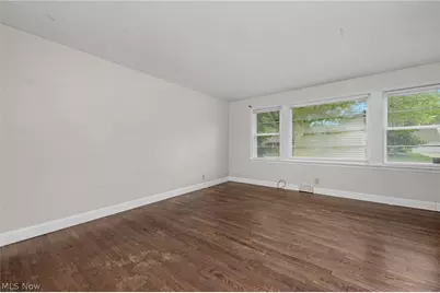 8224 Westmoor Road, Mentor, OH 44060 - Photo 9