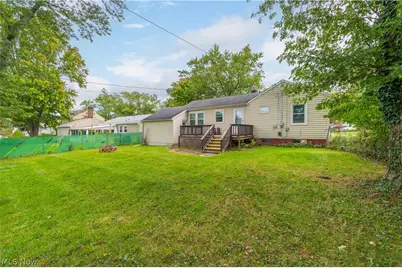 8224 Westmoor Road, Mentor, OH 44060 - Photo 5