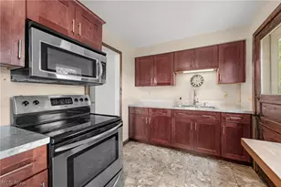 8224 Westmoor Rd, Mentor, OH 44060 - Photo 3