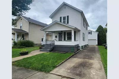 154 Moore Avenue NW, New Philadelphia, OH 44663 - Photo 1