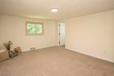 615 Summit Street SE, North Canton, OH 44720 - Photo 17