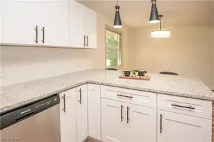615 Summit St SE, North Canton, OH 44720 - Photo 15