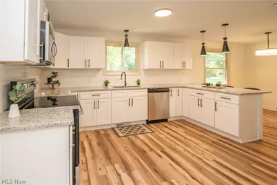 615 Summit Street SE, North Canton, OH 44720 - Photo 13