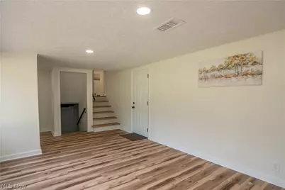 615 Summit Street SE, North Canton, OH 44720 - Photo 33