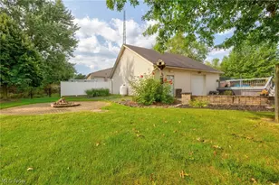 4456 Maplegrove Ave, Louisville, OH 44641 - Photo 33