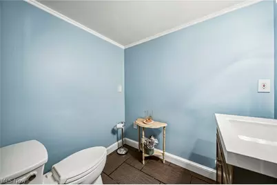 10893 Lakebrook Drive, Kirtland, OH 44094 - Photo 29