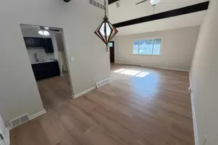 1760 Karg Dr, Akron, OH 44313 - Photo 5