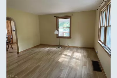 1505 Oneida Avenue, Cuyahoga Falls, OH 44221 - Photo 5