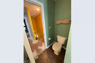16200 Kollin Avenue, Loveland, OH 44128 - Photo 17
