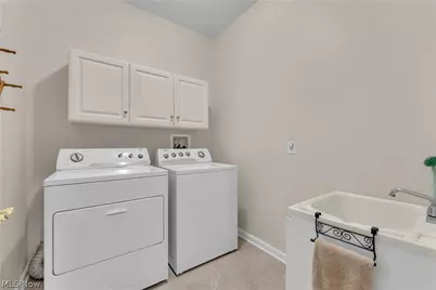 5201 Redford Drive, Brunswick, OH 44212 - Photo 13