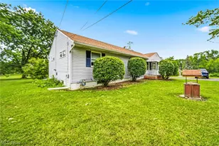 8625 Ravenna Rd, Chardon, OH 44024 - Photo 3