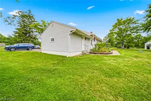 8625 Ravenna Rd, Chardon, OH 44024 - Photo 5