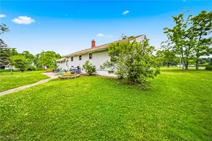8625 Ravenna Rd, Chardon, OH 44024 - Photo 7