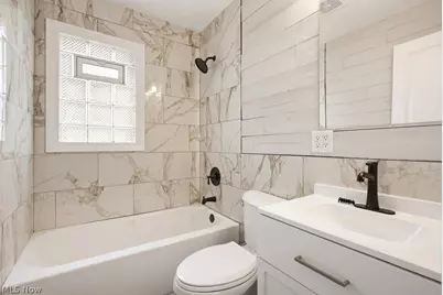 1696 Oakwood Avenue, Akron, OH 44301 - Photo 13