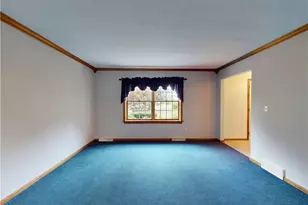 9875 Detwiler Rd, Canfield, OH 44406 - Photo 7