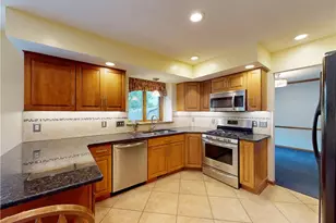 9875 Detwiler Rd, Canfield, OH 44406 - Photo 11