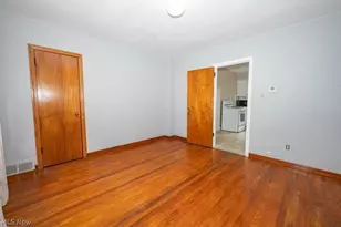 1950 Connecticut Ave, Youngstown, OH 44509 - Photo 15