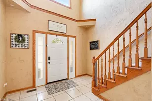 8808 Eastlynn Ave NW, Massillon, OH 44646 - Photo 9